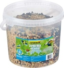 hagebau kompakt - Wildvogelfutter Streu-Mix Angebot im Prospekt Wildvogelfutter Streu-Mix bei hagebau kompakt im Prospekt "" für 8,99 €