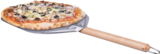 Pelle à pizza perforée Ø 30cm en aluminium et bois - CUCINA DIMODENA à 25,99 € dans le catalogue PEARL