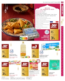 Offre Poule dans le catalogue Carrefour du moment à la page 9