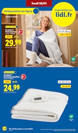 Plaid Angebote im Prospekt "SOLDES ! SOLDES ! Économisez jusqu'à 80 %" von Lidl auf Seite 58
