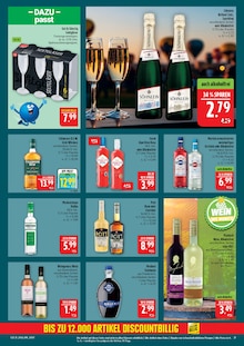 Wodka im Marktkauf Prospekt "AUSWAHL RIESIG, PREISE NIEDRIG" mit 44 Seiten (Leipzig)