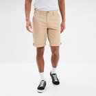 Short chino slim Creeks beige homme en promo chez La Halle Short chino slim Creeks beige homme dans le catalogue La Halle