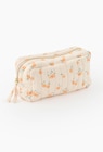 Trousse imprimée quiltée pêche  20x8x11 cm en coton bio dans le catalogue Monoprix Margaret