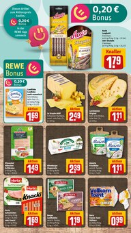 Brötchen im REWE Prospekt "Dein Markt" mit 24 Seiten (Neuss)