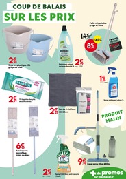 Offre Balai Spray Microfibre dans le catalogue Maxi Bazar du moment à la page 12