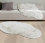 Kunstfellteppich von  im aktuellen toom Baumarkt Prospekt für 19,99 €