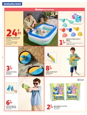 Promos Canapé dans le catalogue "DESTINATION SOLEIL" de Auchan Hypermarché Canapé en promo dans le catalogue Auchan Hypermarché à la page 8