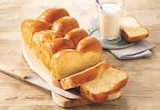 Brioche tressée pur beurre en promo chez U Express Brioche tressée pur beurre dans le catalogue U Express