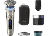 XP9403/31 Elektrorasierer i9000 Prestige Ultra Weiß-Gold (Triple Action Lift & Cut-System, NanoTech Dual Precision-Klingen, Reinigungsstation: Ja) von PHILIPS im aktuellen MediaMarkt Saturn Prospekt für 369,99 €