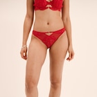 Culotte dentelle avec strass rouge femme à 6,99 € dans le catalogue La Halle