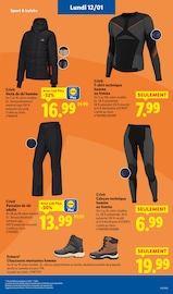 Chaussures Homme Angebote im Prospekt "SOLDES ! SOLDES ! Économisez jusqu'à 80 %" von Lidl auf Seite 69