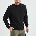 Sweat molleton col rond noir homme en promo chez La Halle Sweat molleton col rond noir homme dans le catalogue La Halle