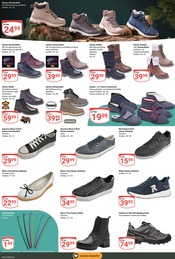 Schuhe im GLOBUS Prospekt in Krefeld Aktueller GLOBUS Prospekt mit Schuhe, "Aktuelle Angebote", Seite 32