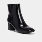 Bottines talon bloc lisses noir femme - La Halle Bottines talon bloc lisses noir femme à 25,19 € dans le catalogue La Halle