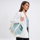 Sac cabas avec bandoulière vert pastel femme en promo chez La Halle Valence à 15,00 €