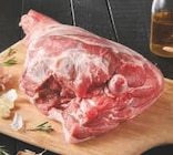 Agneau : Gigot entier à rôtir en promo chez U Express Pau à 16,90 €