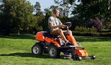 Tondeuse autoportée Rider R 214 TC Coupe 94 cm - Husqvarna - Rural Master à Toulouse Tondeuse autoportée Rider R 214 TC Coupe 94 cm - Husqvarna en promo chez Rural Master Toulouse à 4 190,00 €