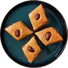 Mini baklawa à 3,50 € dans le catalogue Carrefour