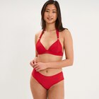 La Halle Saint-Parres-aux-Tertres - Promo Haut de maillot de bain forme triangle rouge foncé femme Promo Haut de maillot de bain forme triangle rouge foncé femme à 17,99 € dans le catalogue La Halle à Saint-Parres-aux-Tertres