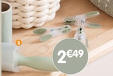 Brosse adhésive + 2 recharges en promo chez B&M Brosse adhésive + 2 recharges dans le catalogue B&M