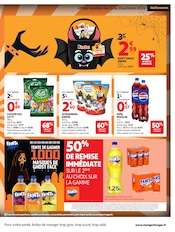 Promos Kinder dans le catalogue "LE GRAND SHOW D'HALLOWEEN" de Auchan Supermarché Kinder en promo dans le catalogue Auchan Supermarché à la page 3