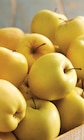 Promo Pomme à 1,59 € dans le catalogue Intermarché Contact à Neuvic