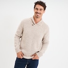 Promo Pull col châle manches longues ivoire homme à 19,99 € dans le catalogue La Halle à Carbon-Blanc