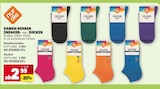 Aktuelle Schuhe Angebote bei Marktkauf in Reutlingen Aktuelles DAMEN/HERREN SNEAKER- oder SOCKEN Angebot bei Marktkauf in Reutlingen ab 2,99 €