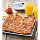 Tarte fine aux nectarines 6 parts en promo chez Carrefour Tarte fine aux nectarines 6 parts dans le catalogue Carrefour