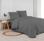 Taie d’oreiller siara microfibre 63×63cm en promo chez Maxi Bazar Taie d’oreiller siara microfibre 63×63cm dans le catalogue Maxi Bazar