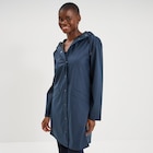 Promo Parka imperméable coupe-vent à capuche bleu marine femme à 49,99 € dans le catalogue La Halle à Ibos