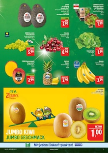 Salat im Marktkauf Prospekt "AUSWAHL RIESIG, PREISE NIEDRIG" mit 45 Seiten (Nürnberg)