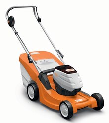 STIHL Bernsbach - AKKU-RASENMÄHER RMA 443 AKKU-RASENMÄHER RMA 443 Angebot bei STIHL Bernsbach im Prospekt "Welcher Rasenmäher-Typ sind Sie?"