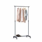 Portant simple avec étagère - Castorama à Grenoble Portant simple avec étagère en promo chez Castorama Grenoble à 12,90 €