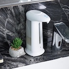 Distributeur a savon automatique en promo chez B&M Évreux à 6,00 €