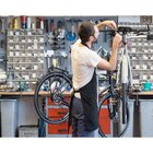 Feu Vert - Révision complète vélo : offre du catalogue Promo Révision complète vélo à 9,99 € dans le catalogue Feu Vert ""