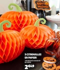 3 citrouilles en papier en promo chez Gifi 3 citrouilles en papier dans le catalogue Gifi