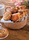 Assortiment de viennoiserie pur beurre - Intermarché Super Assortiment de viennoiserie pur beurre à 2,47 € dans le catalogue Intermarché Super