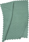 Decke aus Strick, grün, ca. 80 x 100 cm bei dm-drogerie markt im Merzkirchen Prospekt für 22,90 €