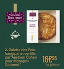 Galette des Rois frangipane myrtille par Aurélien Cohen - Monoprix Gourmet à 16,95 € dans le catalogue Monoprix