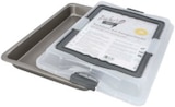 Backblech mit Transporthaube „Bakers Best“ im Angebot bei XXXLutz in Landshut Backblech mit Transporthaube „Bakers Best“ Angebote von Birkmann bei XXXLutz Landshut für 9,99 €