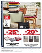 Chaise Angebote im Prospekt "Le linge de maison, c'est nous, la vie qui va avec c'est vous." von Carrefour auf Seite 6