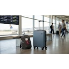 Valise rigide New York en promo chez Carrefour Issy-les-Moulineaux à 29,99 €