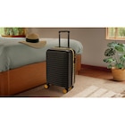 Valise cabine rigide 54 cm à 19,99 € dans le catalogue Carrefour