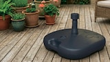 Promo Pied de parasol carré env. 45 x 45 x 26 à 7,99 € dans le catalogue Norma à Strasbourg