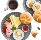 mömax Augsburg - Großes Classici Frühstück Angebot im Prospekt Großes Classici Frühstück bei mömax im Augsburg Prospekt für 4,50 €