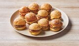Burger apéritif cheese ou barbecue en promo chez Super U Tremblay-en-France à 1,76 €