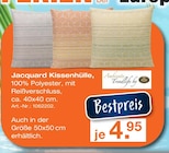 Jacquard Kissenhülle im Möbel Inhofer Prospekt Jacquard Kissenhülle von im aktuellen Möbel Inhofer Prospekt für 4,95 €