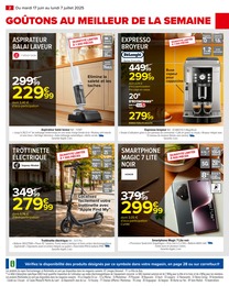 Offre Smartphone dans le catalogue Carrefour du moment à la page 4