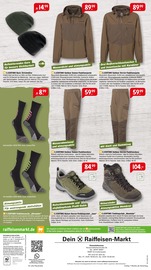 Sportschuhe im Raiffeisenmarkt Prospekt in Koblenz Aktueller Raiffeisenmarkt Prospekt mit Sportschuhe, "Gut ausgestattet für Wind und Wetter", Seite 8